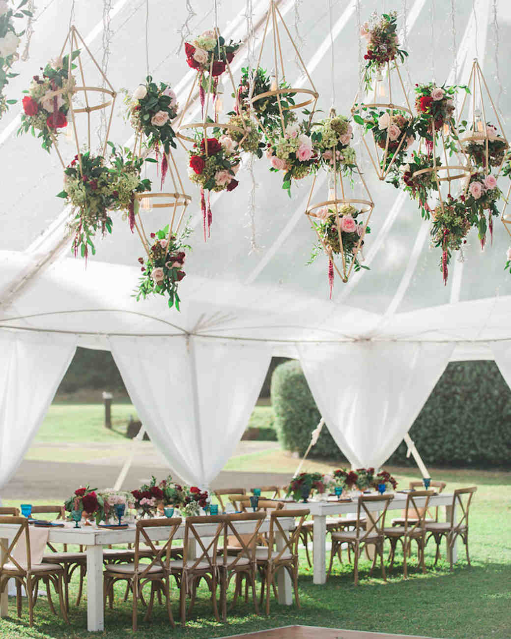Outdoor Engagement Party Decoration Ideas
 How to Throw the Perfect Backyard Engagement Party
