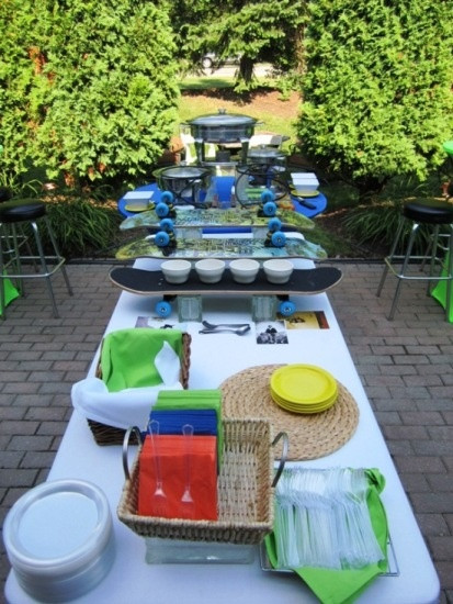 Outdoor Graduation Party Food Ideas
 A skateboarder theme is perfect for outdoor grad parties