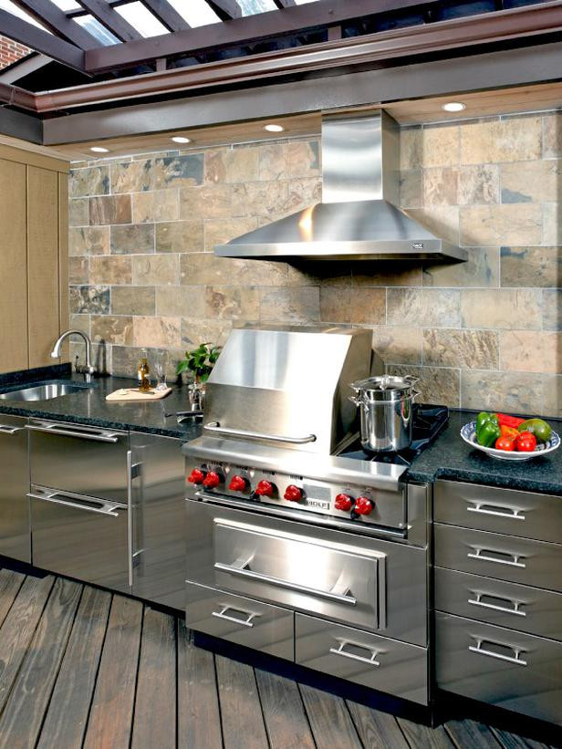Outdoor Kitchen Cabinets Stainless Steel
 Stainless Steel Outdoor Kitchens