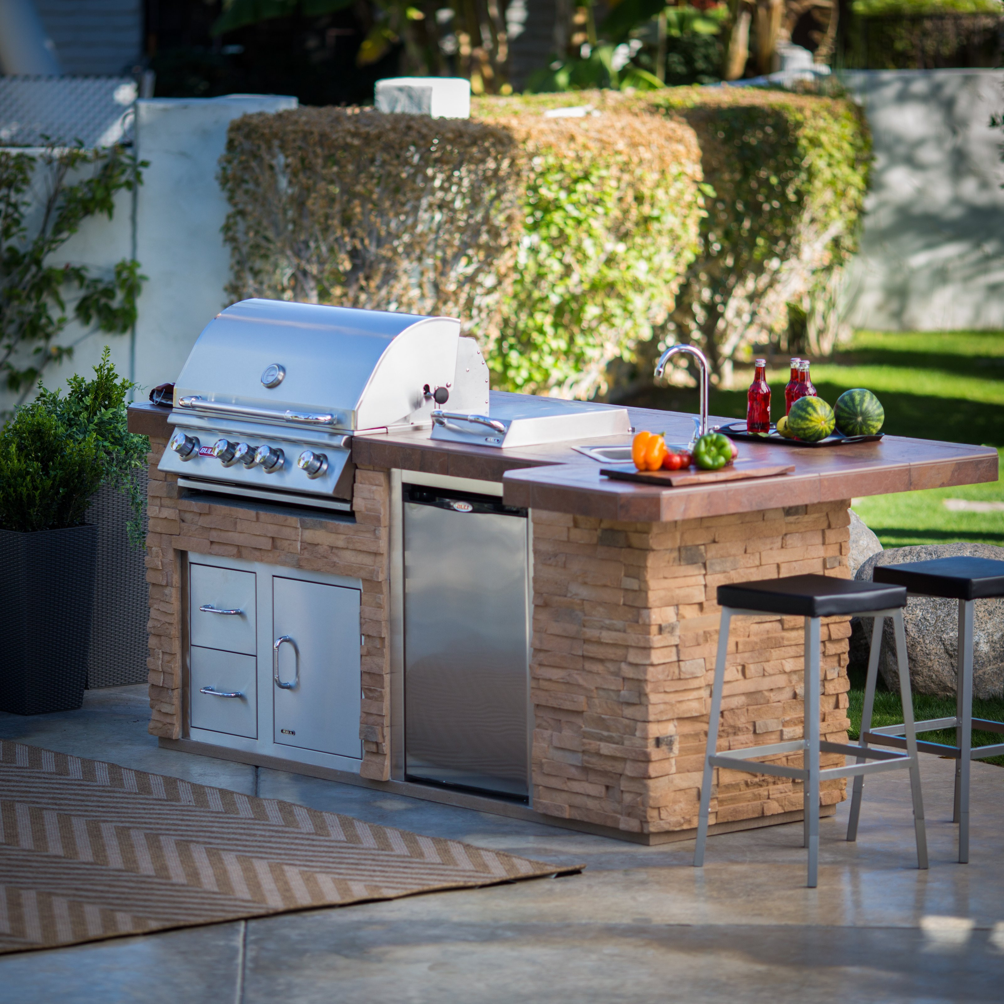Outdoor Kitchen Islands
 Bull BBQ Grill Island Outdoor Kitchens at Hayneedle