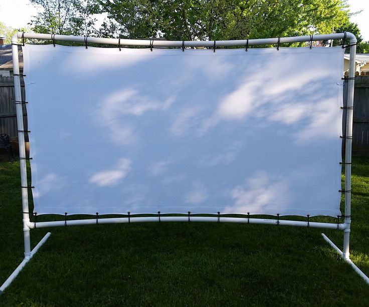 Outdoor Projector Screen DIY
 Best 25 Outdoor movie screen ideas on Pinterest