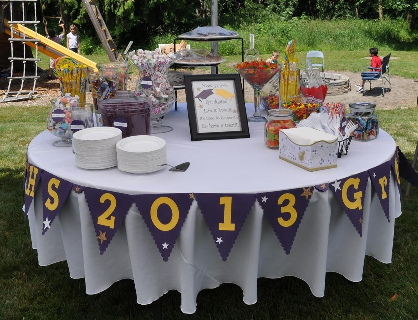 Outside Graduation Party Ideas
 Grad party Buffet I like the idea of a round table