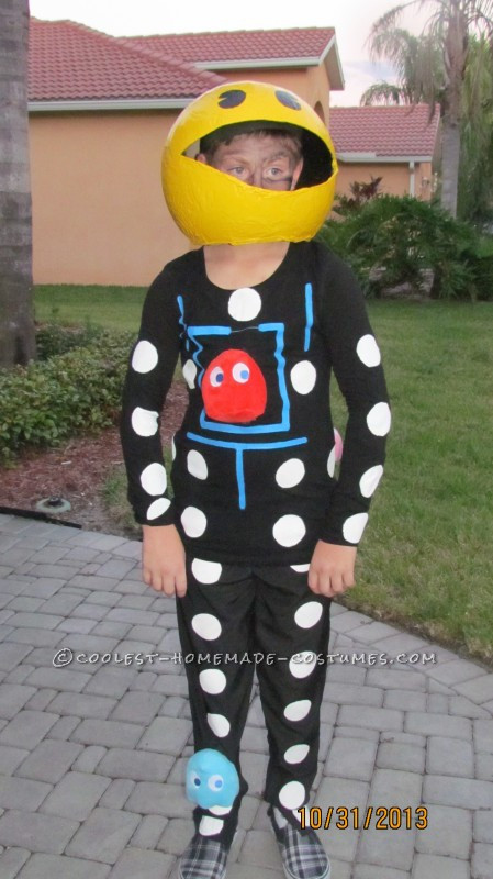 Pac Man Costume DIY
 Inexpensive Homemade Pac Man Costume