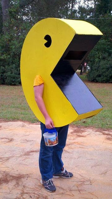 Pac Man Costume DIY
 This inSane House DIY Pac Man Costume For Under $15