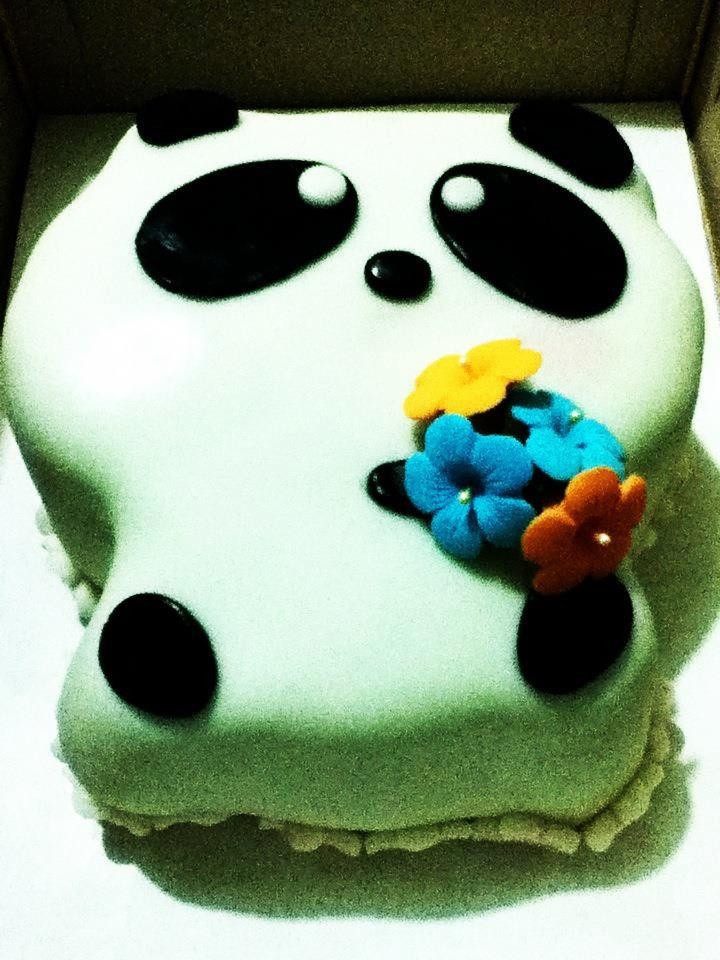 Panda Birthday Cake
 Panda Birthday Cake Customized Cakes Pinterest