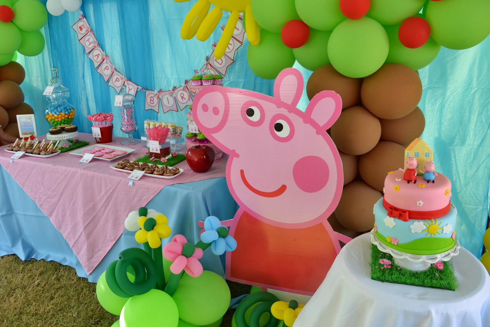 Peppa Pig Birthday Party
 Partylicious Events PR Peppa Pig Party