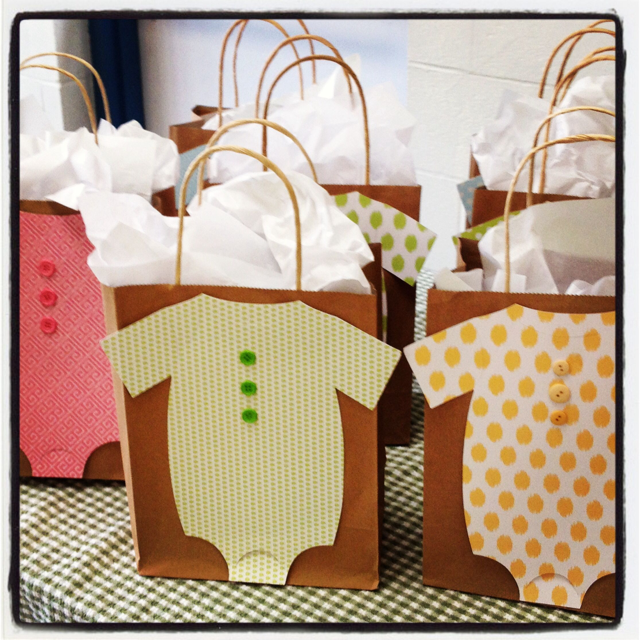 Pinterest Baby Shower Gift Ideas
 Baby Shower Prize Bag Babyshower Ideas