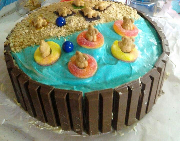 Pool Party Cake Ideas
 Pool Party Cakes Swimming Pool Cakes
