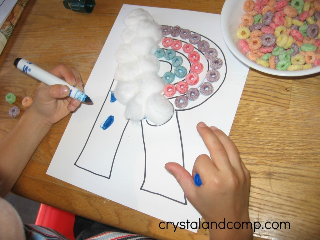 Preschool Craft Activity
 Letter of the Week R is for Rainbow Preschool Craft