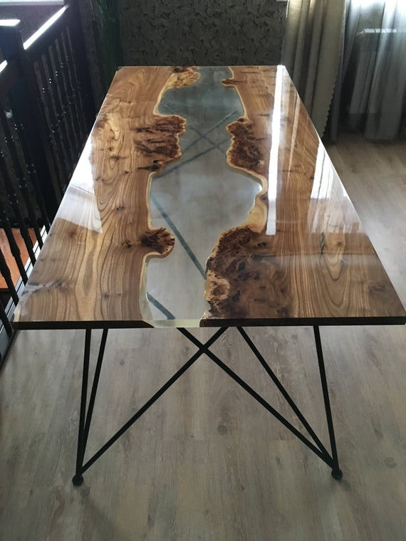 Resin Wood Table DIY
 Epoxy resin table