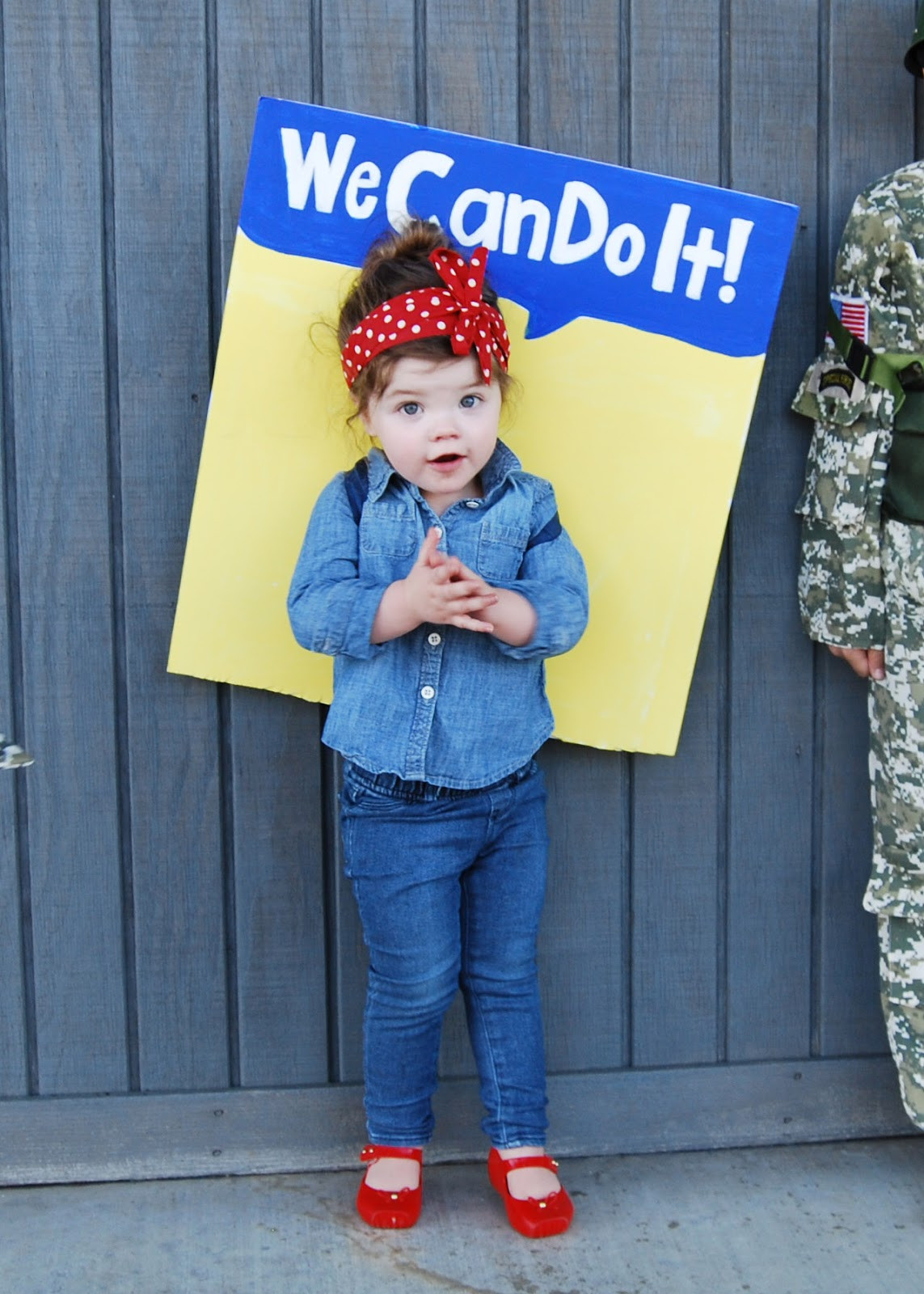 Rosie The Riveter DIY Costume
 Momfessionals Weekend Recap Harvest Party Edition