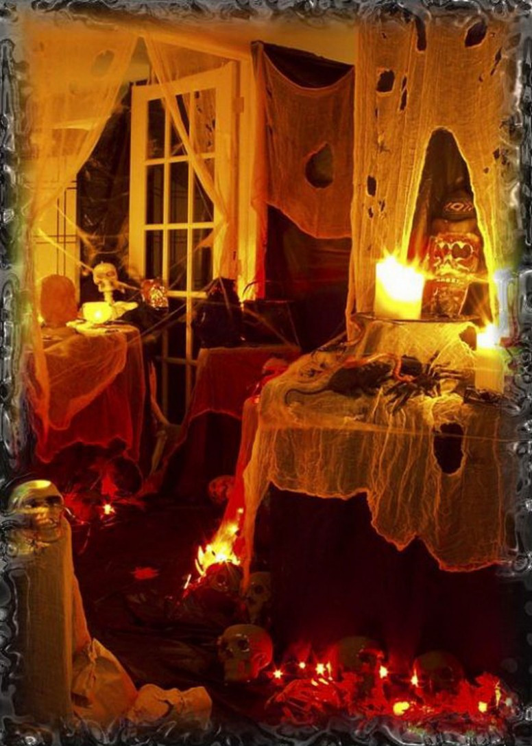 Scariest Halloween Party Ideas
 SPOOKY OUTDOOR DECORATIONS FOR THE HALLOWEEN NIGHT
