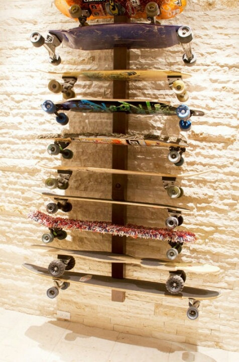 Skateboard Rack DIY
 25 best ideas about Skateboard rack on Pinterest