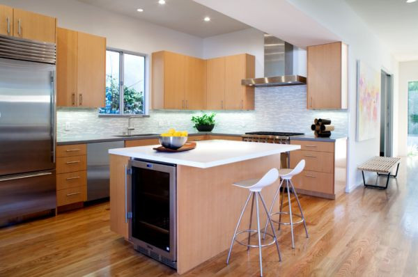 Small Kitchen Islands
 How To Design A Beautiful And Functional Kitchen Island