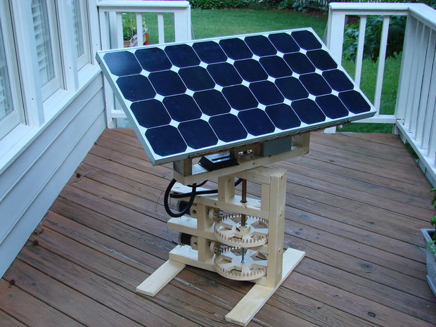 Solar Tracker DIY
 Internet Enabled Solar Tracker