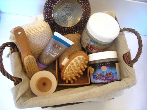 Spa Day Gift Basket Ideas
 Put To her a Spa Gift Basket
