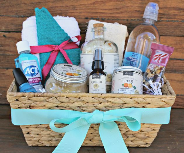Spa Day Gift Basket Ideas
 1000 ideas about Spa Gift Baskets on Pinterest