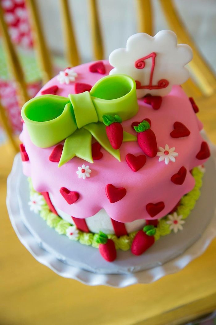 Strawberry Birthday Cake Ideas
 135 best Strawberry Shortcake Cakes images on Pinterest