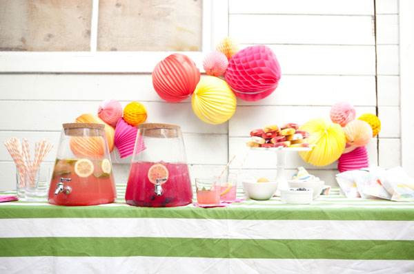 Summer Party Decorating Ideas
 12 Tips for Hosting a Summer Party