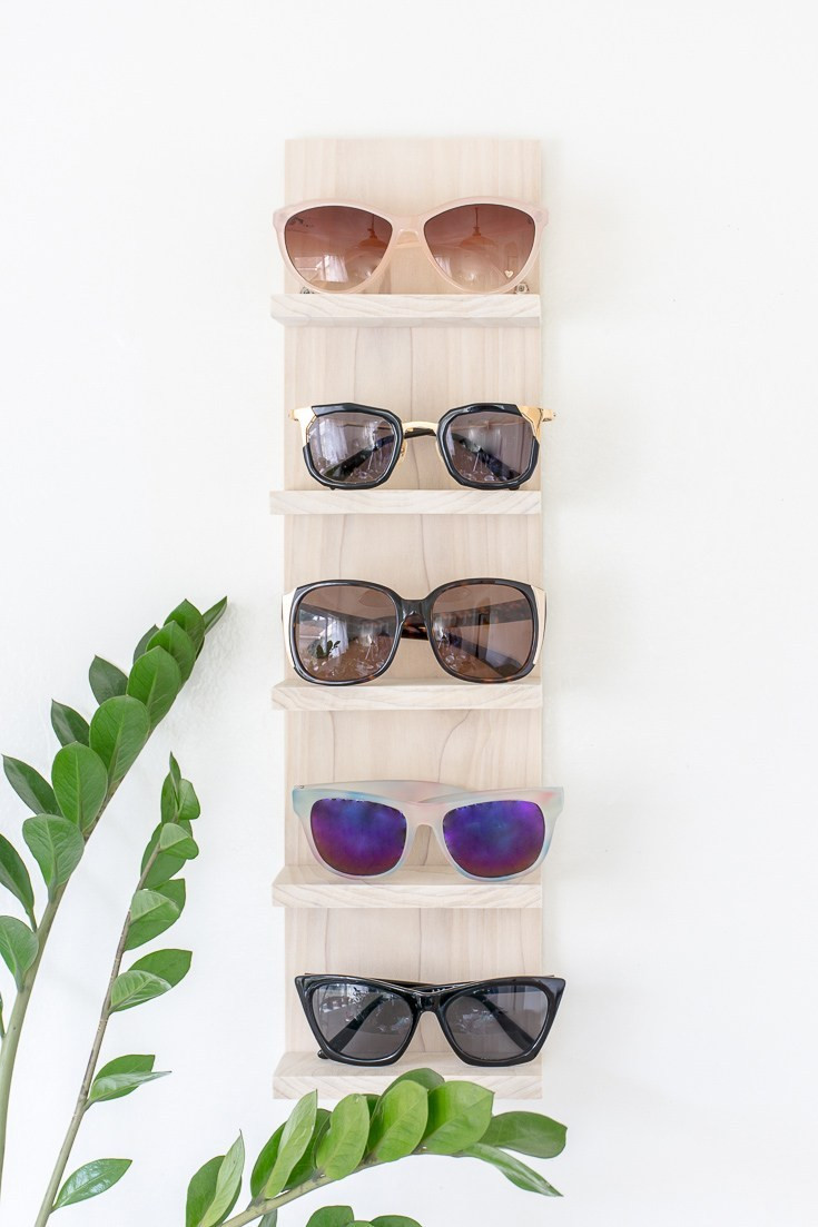 Sunglass Organizer DIY
 Make a DIY Sunglasses Organizer Shelf