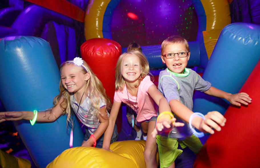 Swimming Birthday Party Places
 Rancho Cordova Kids Birthday Party Bounce House