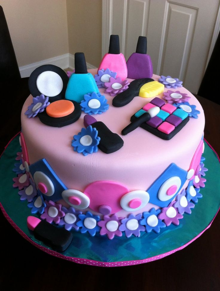 Teenage Birthday Cake Ideas
 13 Birthday Cakes for Teens