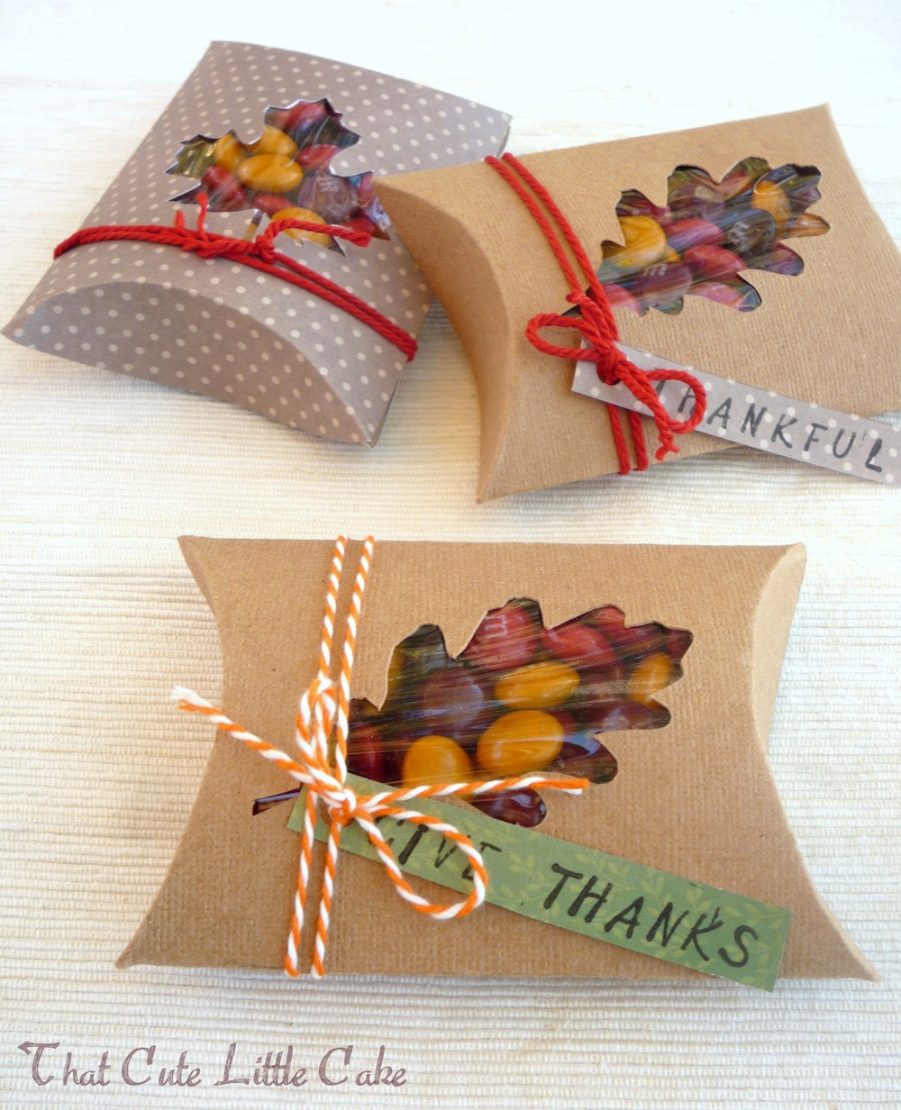 Thanksgiving Small Gift Ideas
 Thanksgiving Favor Box DIY