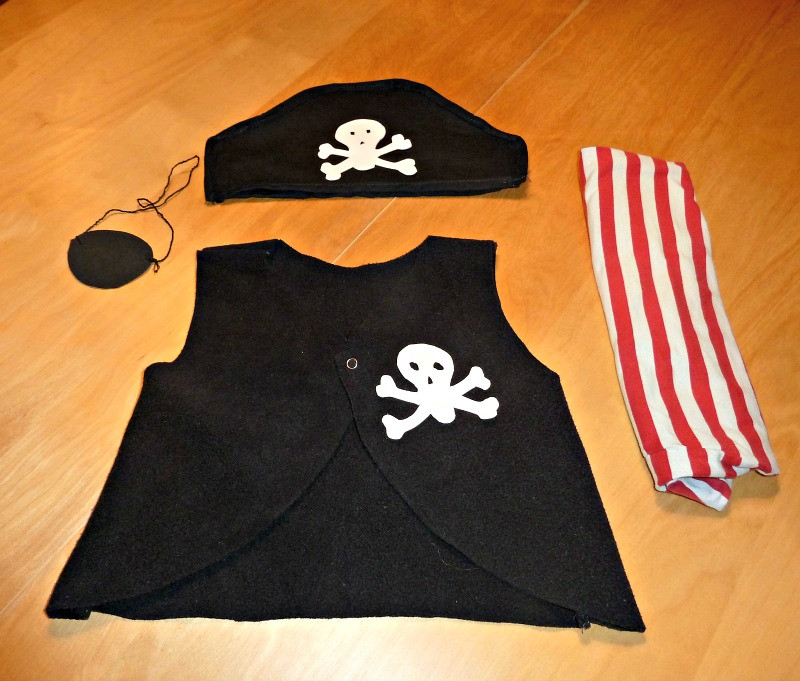 Toddler Pirate Costume DIY
 How to make a PIRATE costume for kids last minute DIY