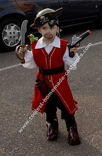 Toddler Pirate Costume DIY
 10 Cool Homemade Pirate Costume Ideas for Halloween
