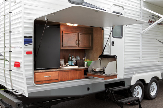 Travel Trailers With Outdoor Kitchens
 2011 Jay Flight G2