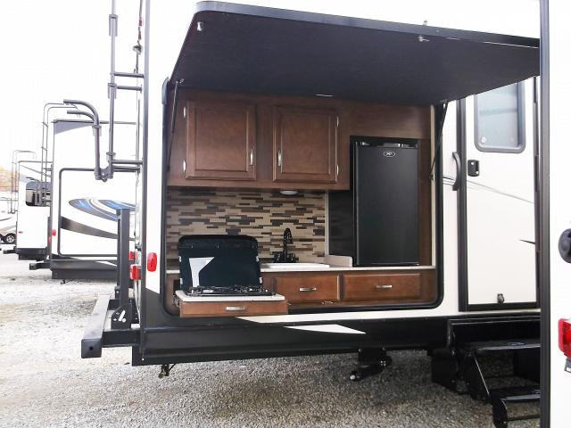 Travel Trailers With Outdoor Kitchens
 Sport Trek 320VIK Travel Trailer with Bunks and Outside