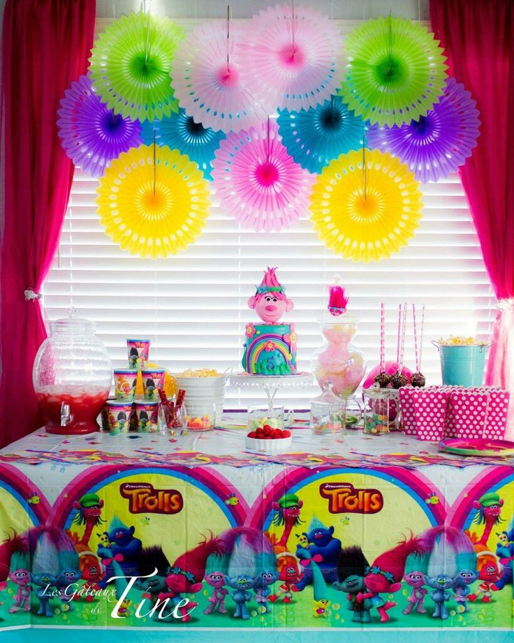 Trolls Party Decoration Ideas
 1000 images about trolls birthday on Pinterest