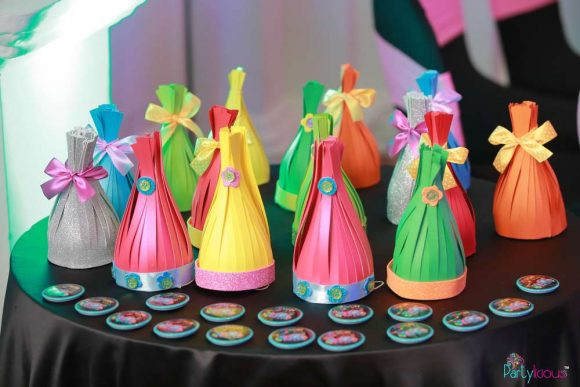 Trolls Party Ideas Party City
 Want To See The 12 Most Awesome Trolls Party Ideas