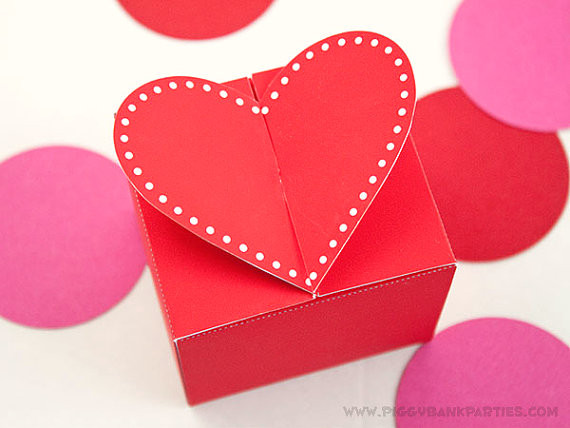 Valentine Gift Box Ideas
 Vintage HEART Favor Box Red DIY Printable Valentine s
