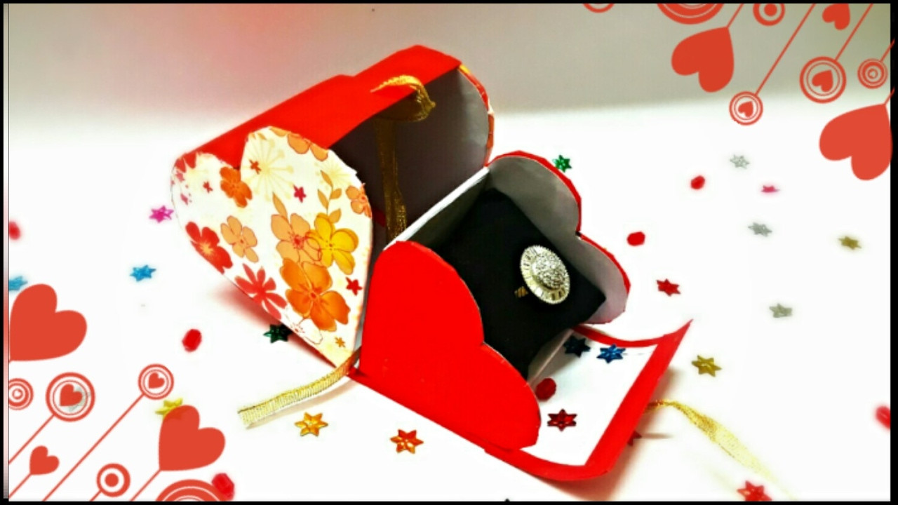 Valentine Gift Box Ideas
 Heart Shaped Cardboard box with Lid Valentine Gift Box