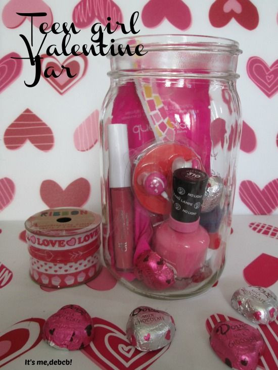 Valentine Gift Ideas For Girls
 Tickled Pink Valentine s Day Jar plus a FREE Printable