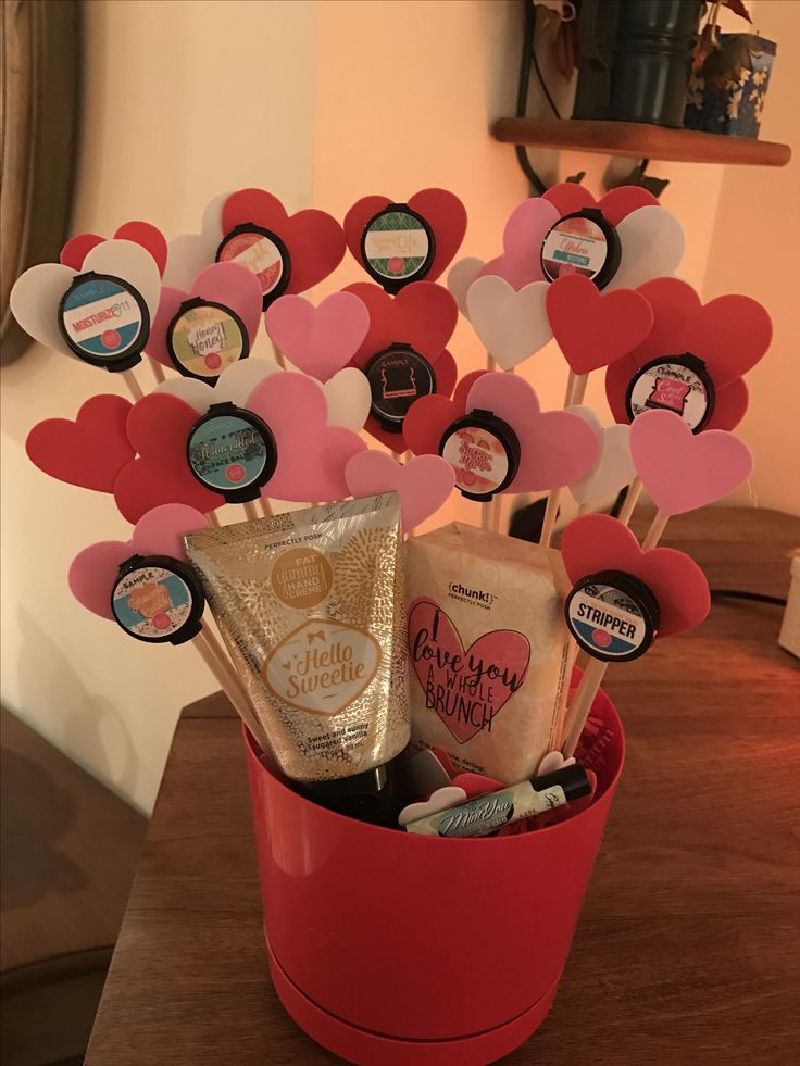 Valentine'S Day Gift Delivery Ideas
 Best 25 Valentine s day t baskets ideas on Pinterest