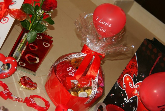 Valentine'S Day Gift Ideas For Wife
 Creative Valentine s Day Ideas For Your Girlfriend