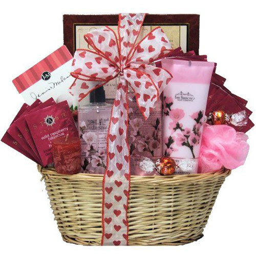 Valentines Gift Basket Ideas
 15 Valentine s Day Gift Basket Ideas For Husbands Wife