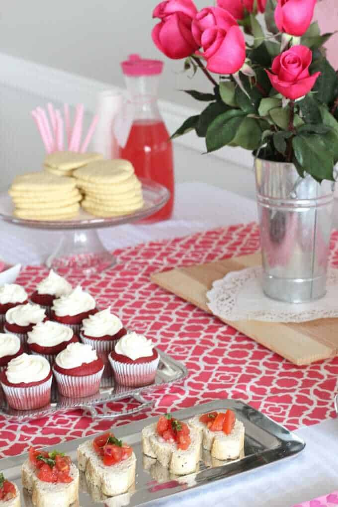 Valentines Party Food Ideas
 Valentine s Party A Date Box Exchange So Festive