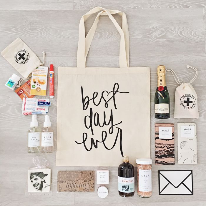 Wedding Gift Bag Ideas
 Best 25 Bridesmaid t bags ideas on Pinterest