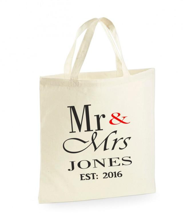 Wedding Gift Bag Ideas
 PERSONALISED Mr & Mrs Bag Wedding Gifts For The Bride