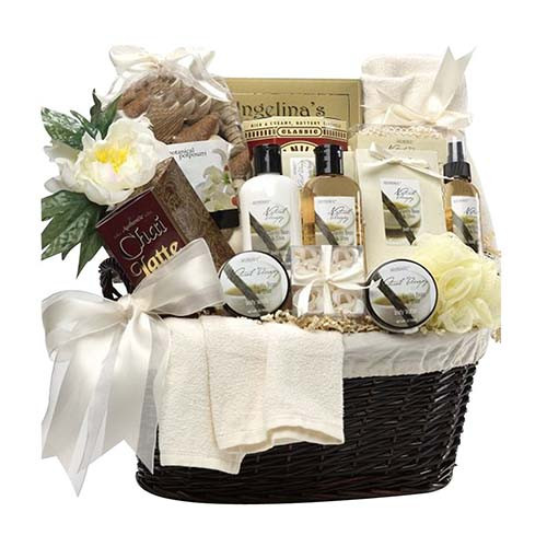 Wedding Gift Basket Ideas For Bride And Groom
 Lovely Wedding Gifts for Bride and Groom Vivid s