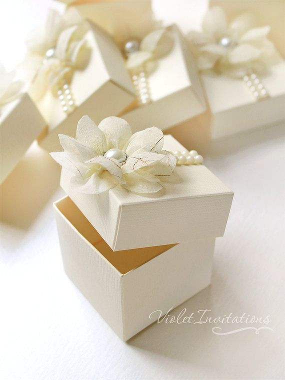 Wedding Gift Boxes Ideas
 25 best ideas about Favor Boxes on Pinterest