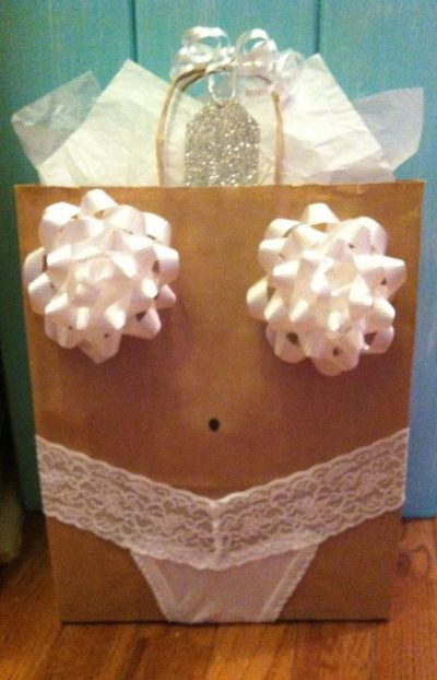 Wedding Gift Ideas For Bride
 Bridal Shower Gift Ideas