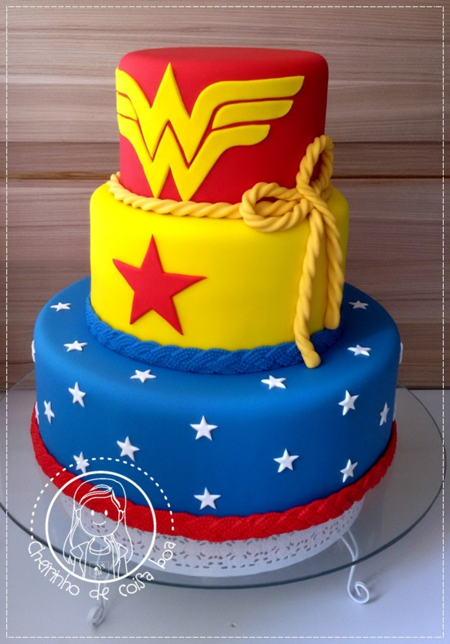 Wonder Woman Birthday Cake
 Wonder Woman CakeCentral