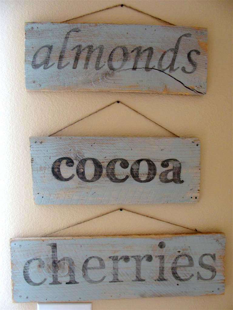 Wood Sign DIY
 Skip the Store and Do It Yourself Easy Homemade Wooden