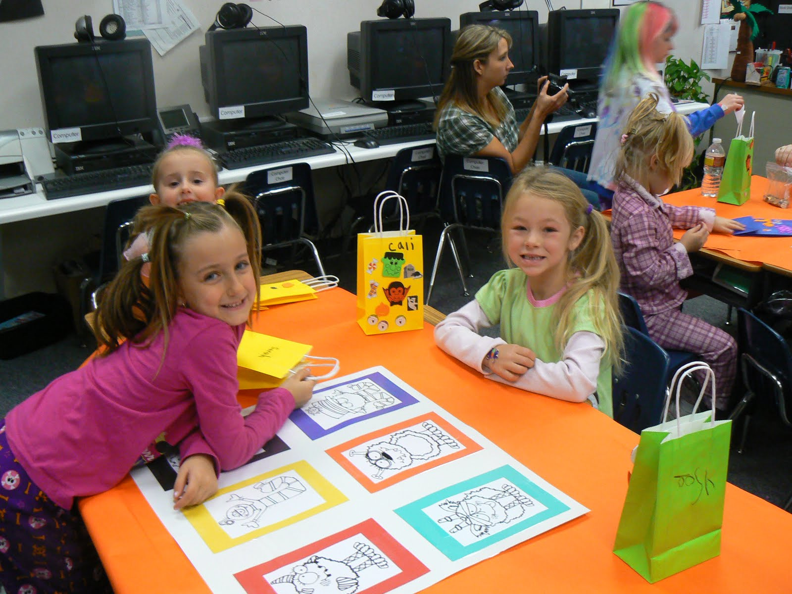 1St Grade Halloween Party Ideas
 Mrs T s First Grade Class Halloween Games