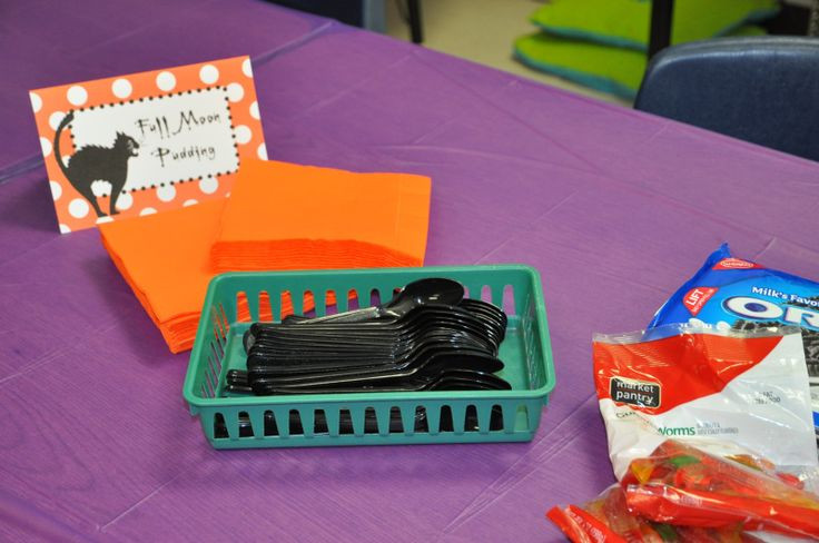 4Th Grade Halloween Party Ideas
 368 best Classroom Holidays images on Pinterest