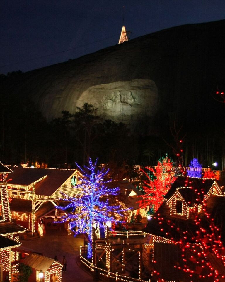 A Stone Mountain Christmas
 Top 5 Places to See Christmas Lights in Atlanta